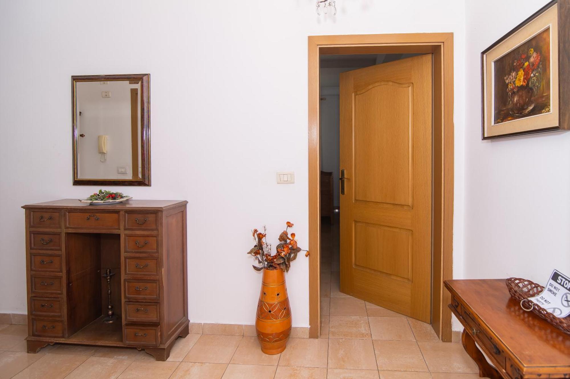 Vintage Blloku Apartment Tirana Esterno foto
